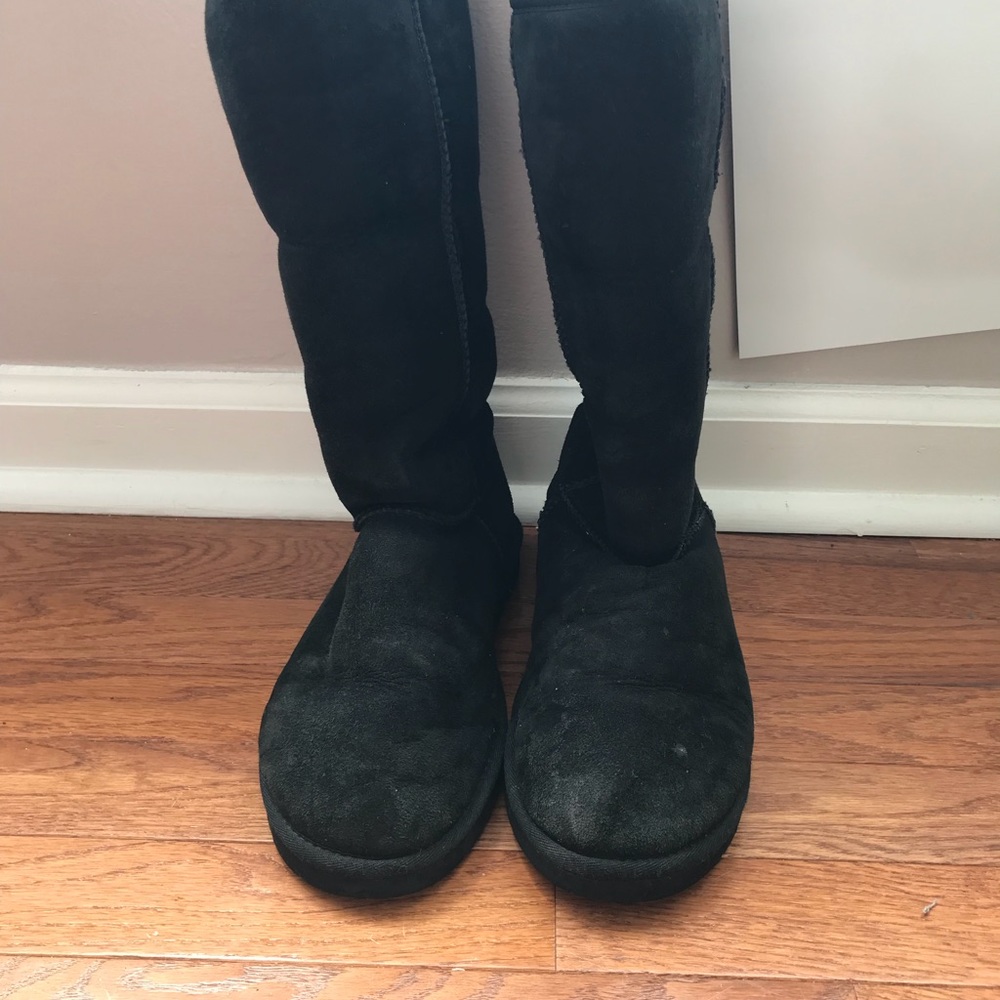 Black Tall Ugg boots